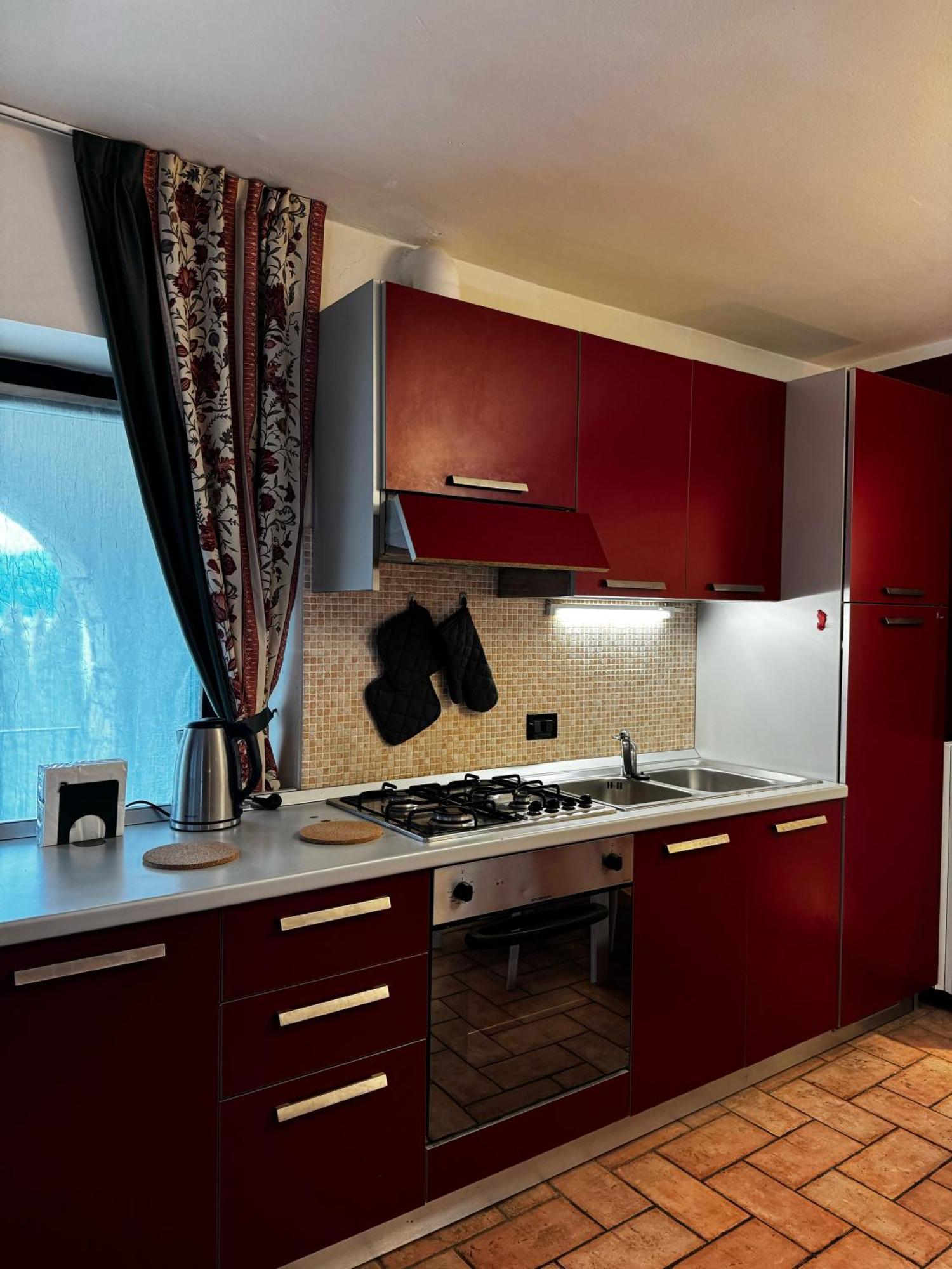 Wonderful Lake View Apartments With Pool With Breakfast Gardasee トッリ・デル・ベーナコ エクステリア 写真